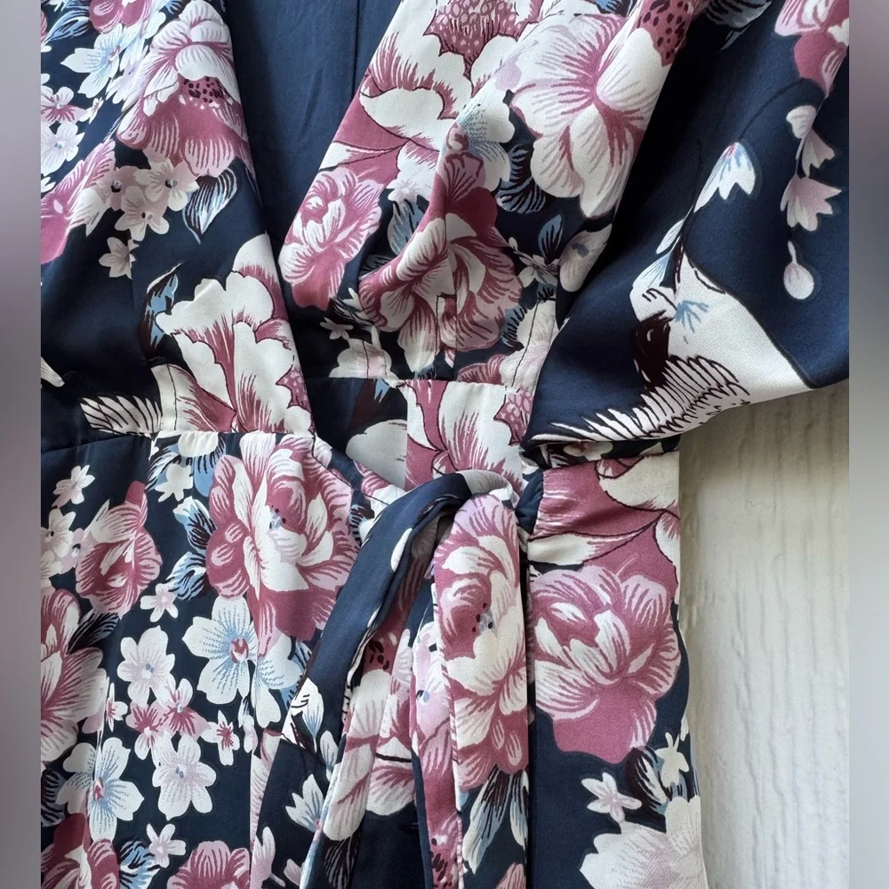 Lulu's Navy Floral Wrap Dress Women’s Small - Picture 7 of 9